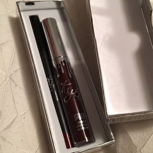 Kylie cosmetics holiday edition lip kit - vixen